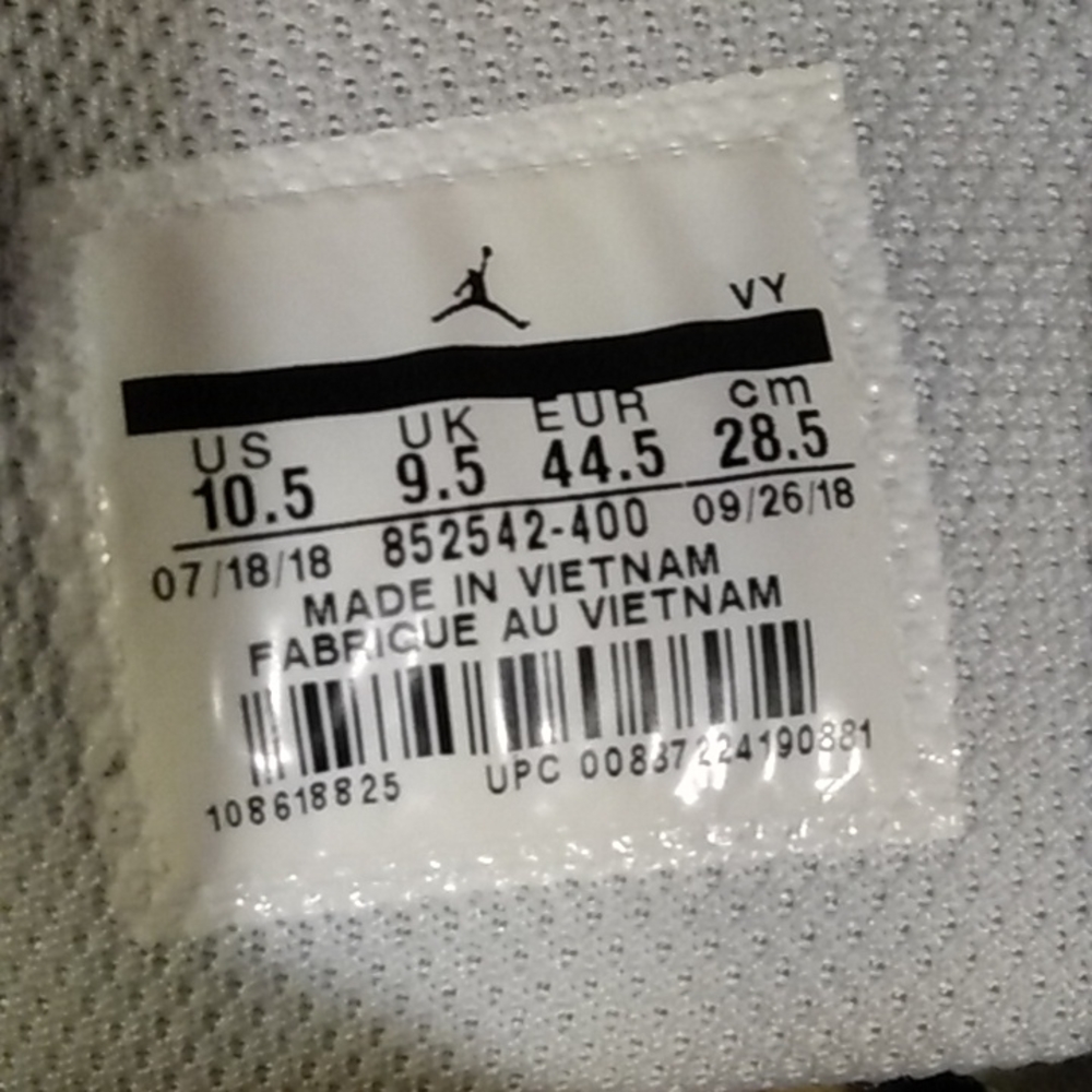 Air Jordan 1 High it's an old colorway I think it's called m.nightnavy,red,sail - Picture 5 of 14